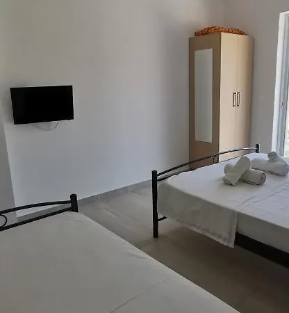 Apartamento Apollon's Himare