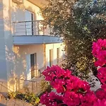 Apollon's Apartamento Himare
