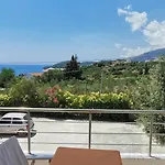 Apollon's * Himare