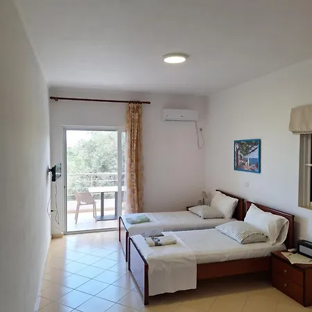 Apollon's Apartment *