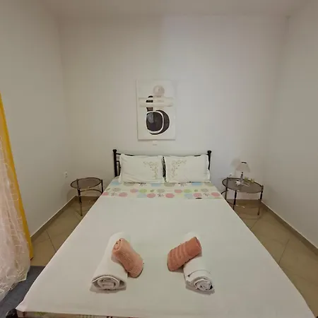 Apollon's Apartment